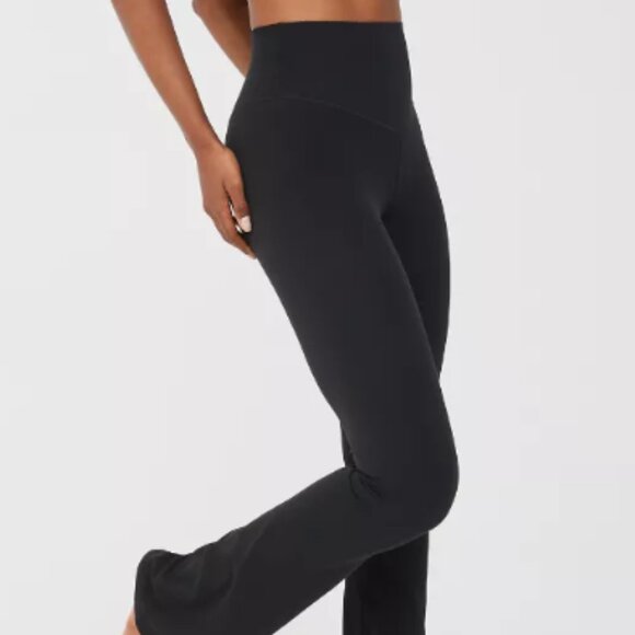 OFFLINE By Aerie Real Me Xtra Bootcut Legging - Picture 1 of 2